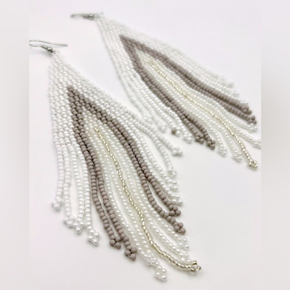 Tassel drop earrings M951